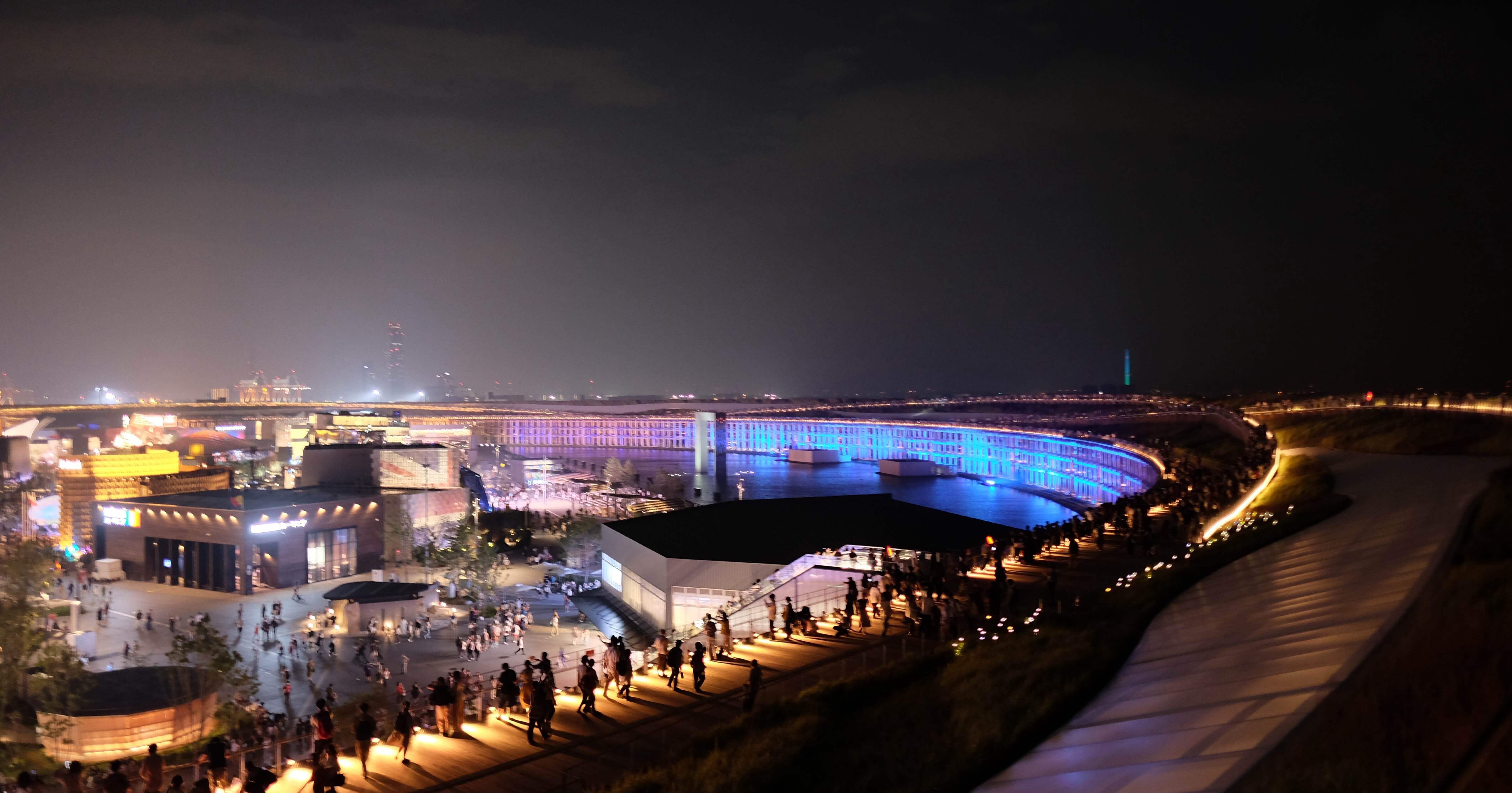 大阪・関西万博｜FUJIFILM X-T1とX70で撮る万博（夜の部）｜butchmisao