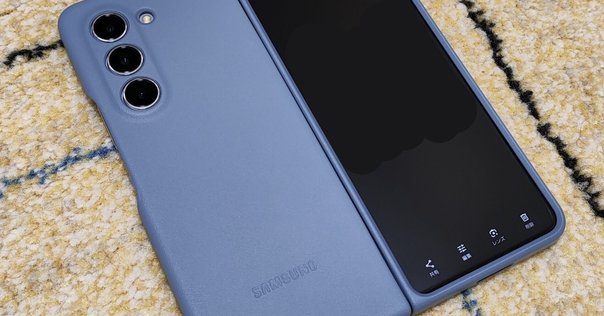 Libero Flip ライトブルー折りたたみスマートフォン Libero Flip｜スマートフォン｜製品｜Y!mobile - 格安SIM