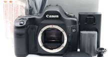 8800円のCanon EOS 5D初代｜けいふ