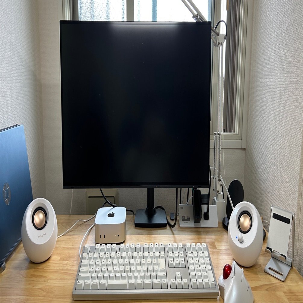 Mac mini M4 購入後のデスク｜有竹