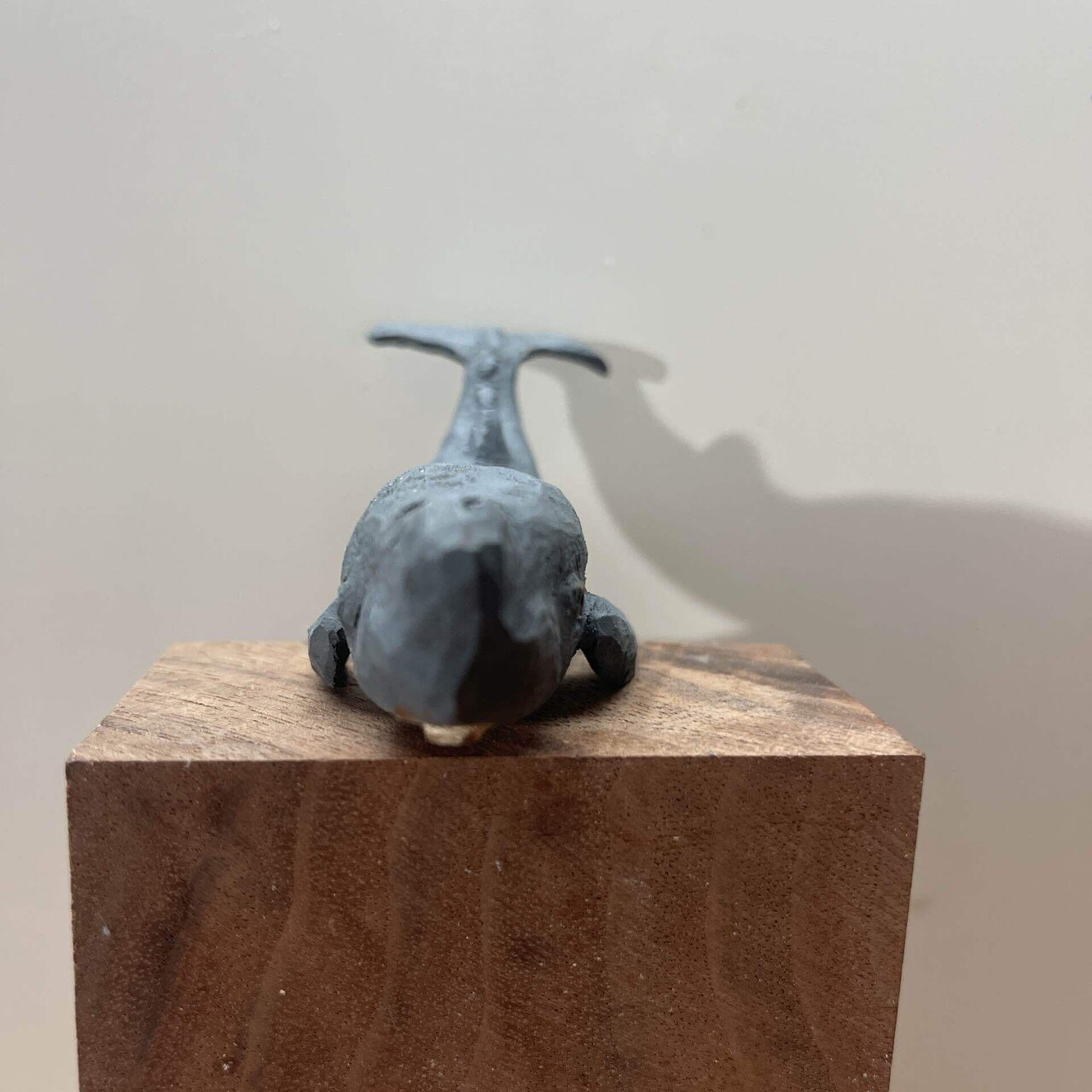 愛らしい海の生き物シリーズ マッコウクジラを彫る｜森の和