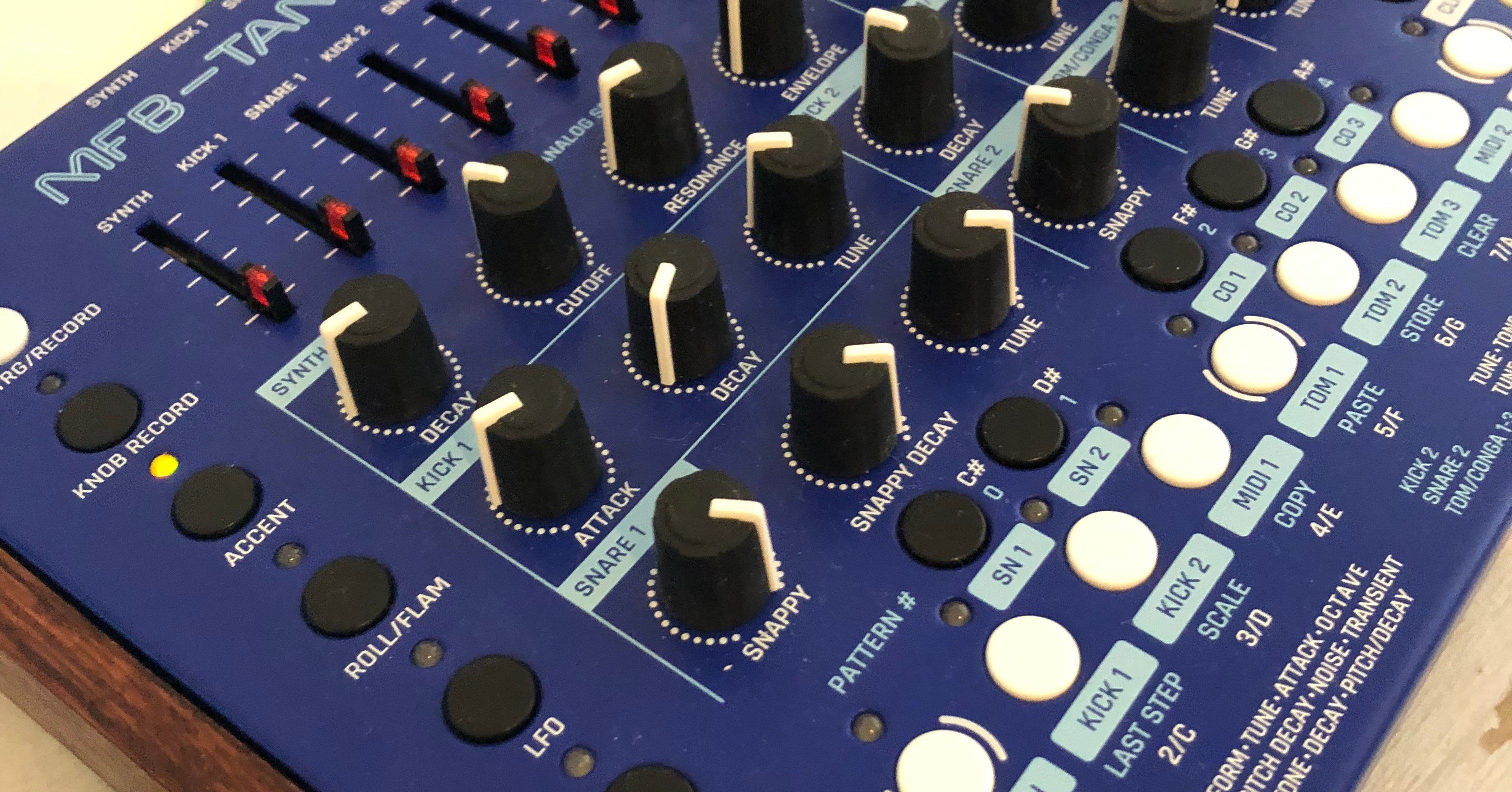 MFB Tanzbar 2 のレビュー｜たまじろう