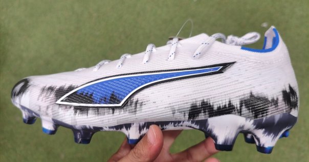 マーキュリアルスーパーフライ8エリート インプレッション｜マユゲ