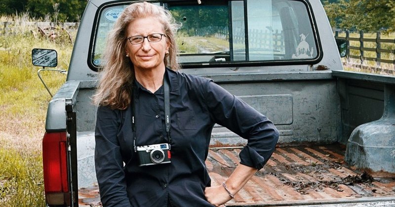 Annie Leibovitz-ポートレイトの第一人者と生き方