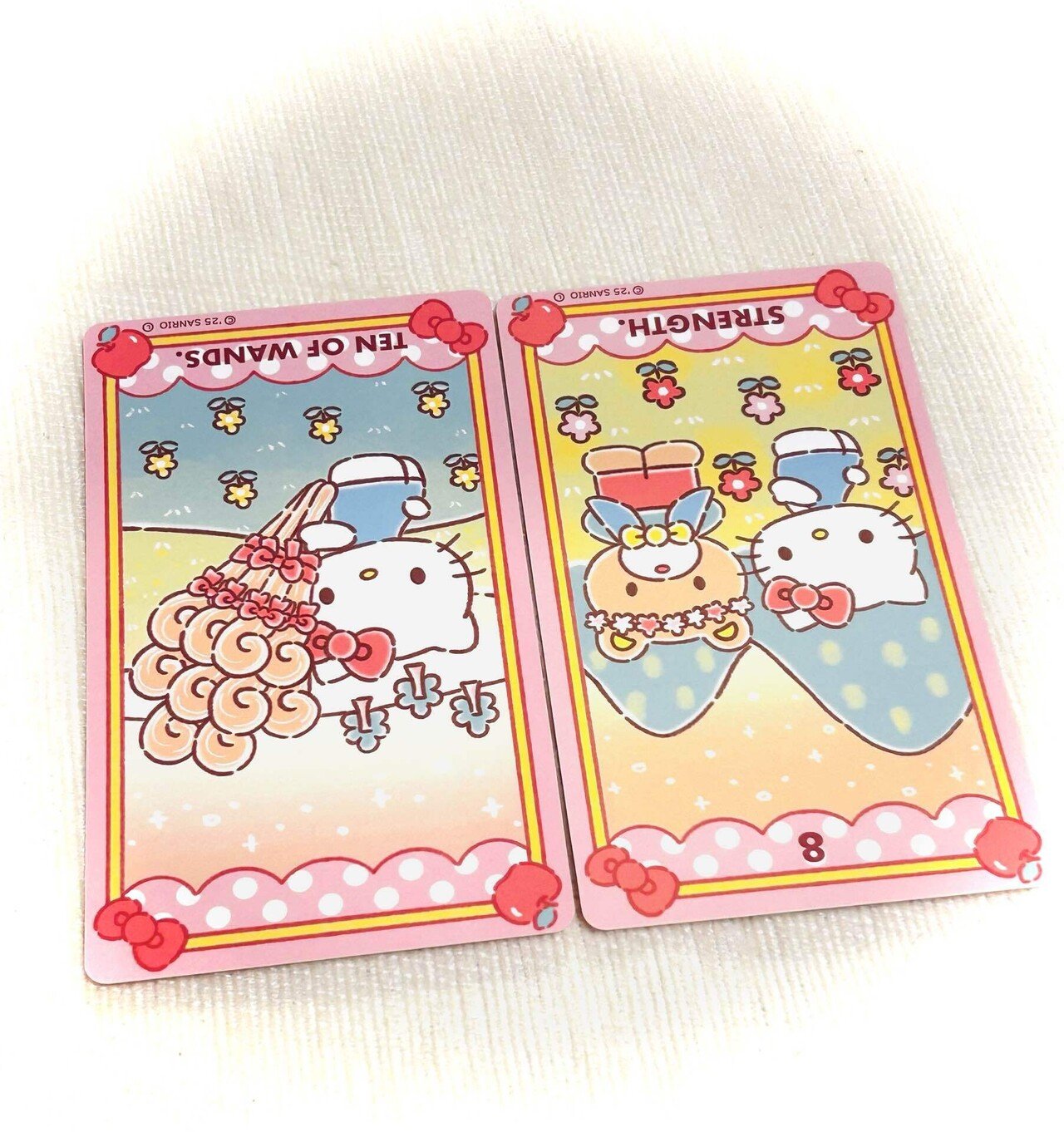 知らぬうちにタロットカード類を5年間で45デッキも集めていた話｜yume