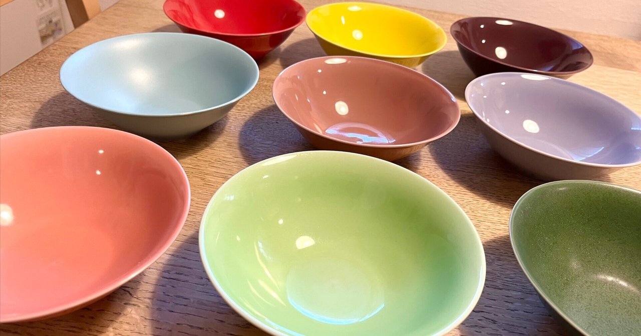 暮らし】食器、色遊び。10色から選んだ私の家の食卓に似合う色｜よもぎ