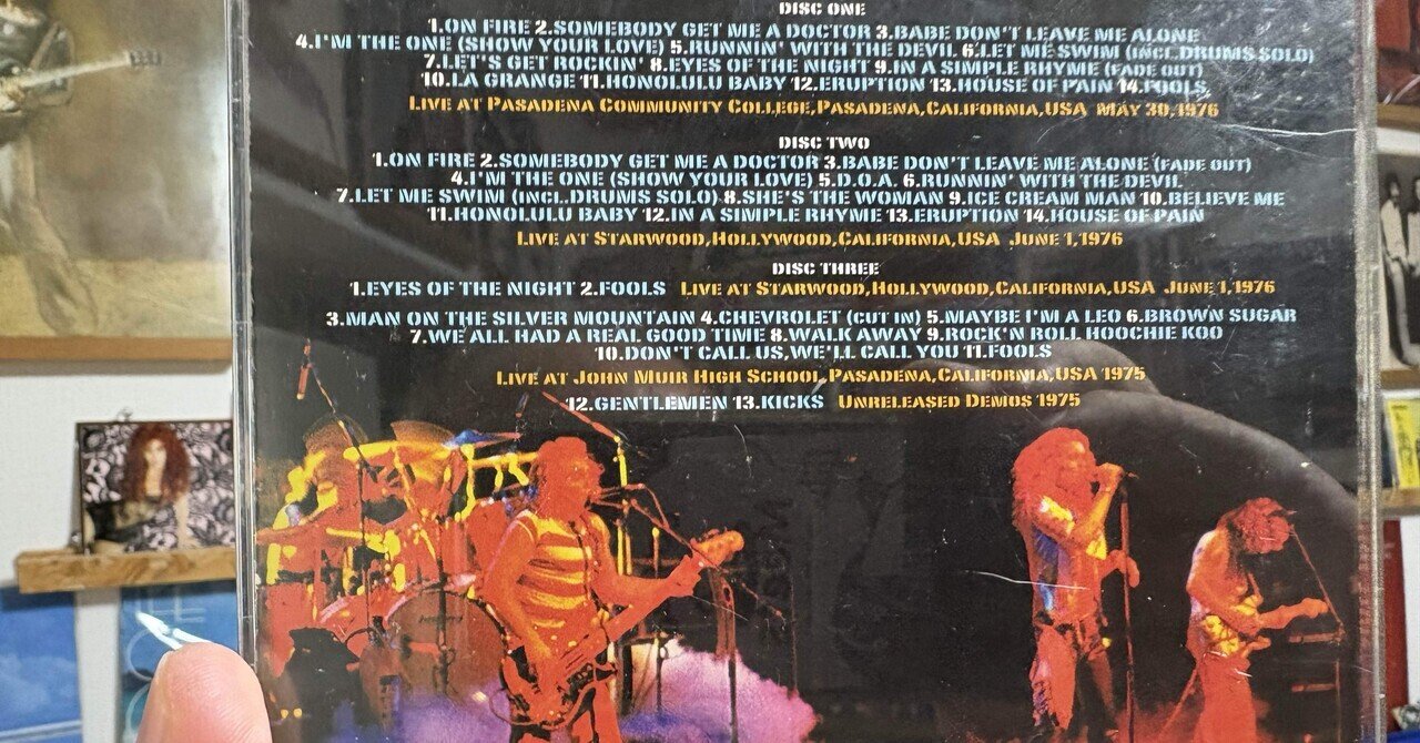 ヴァン・ヘイレン「炎の導火線」 Amazon.co.jp: 炎の導火線: Music