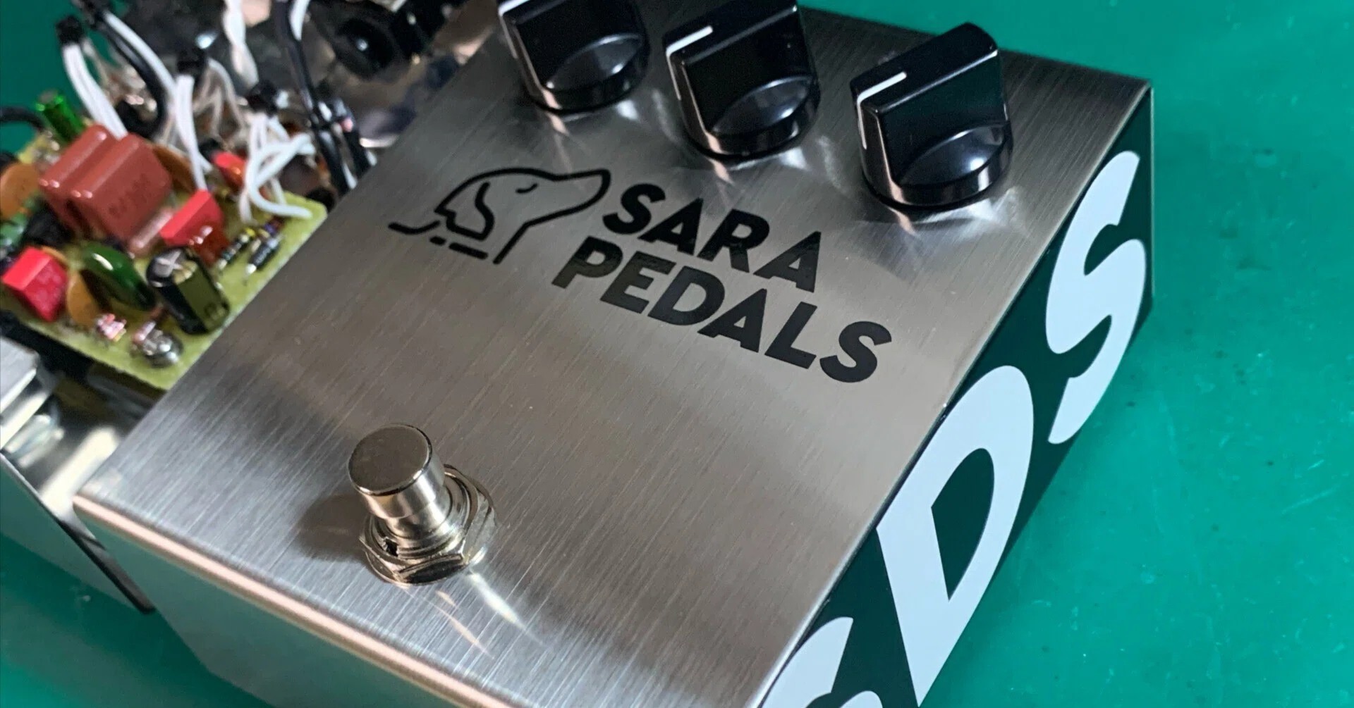 専用】Sarapedals BMT Big Muff 拡張するBIG MUFF──独自の解釈で発展