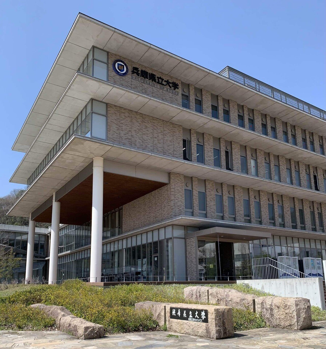 宅の中にも三年〜医学部合格までの孤独な浪人譚〜｜みどふぃ