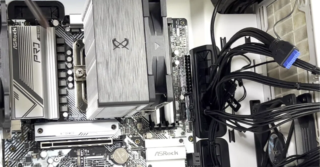 自作PC組み立ててみた～AMD Ryzen7 7700+B650M Pro～ 前編｜Mi-Harl