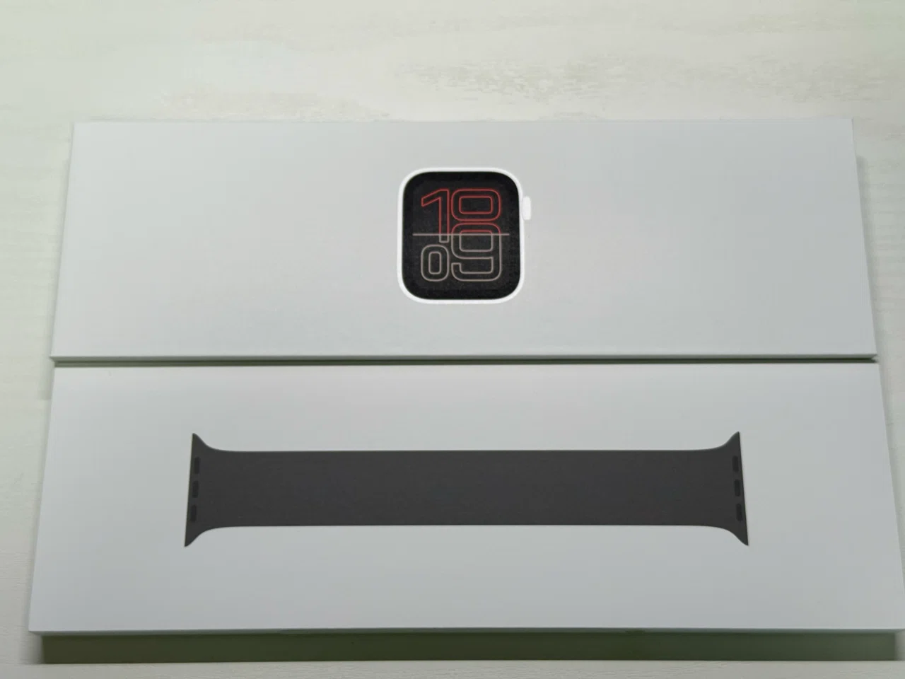 時計をつける習慣がない自分がApple Watch SE3を買った｜もつ