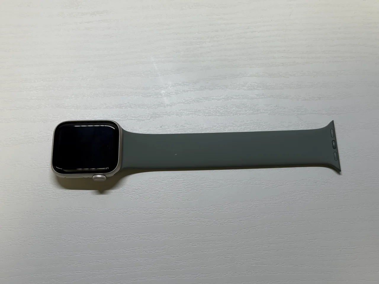 時計をつける習慣がない自分がApple Watch SE3を買った｜もつ
