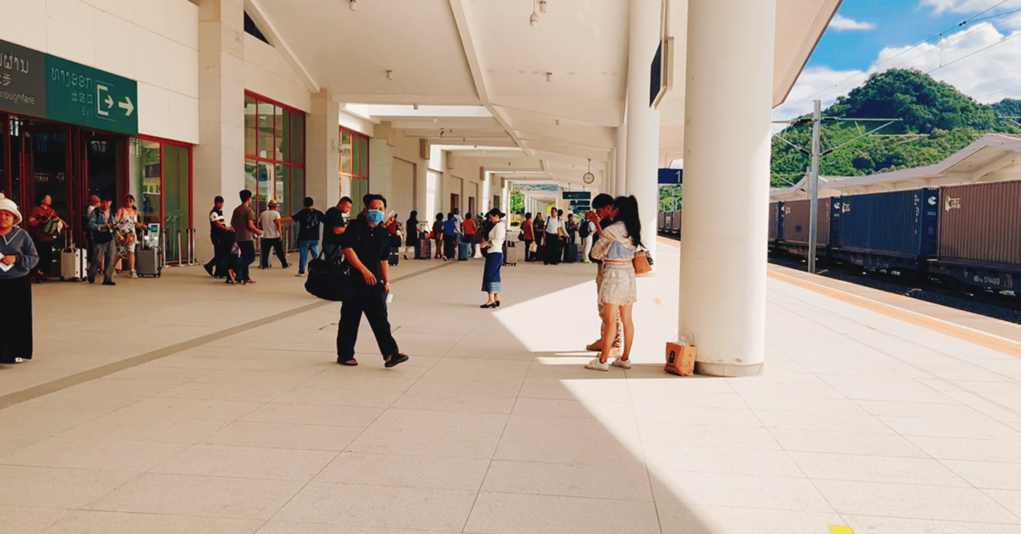 ラオス女一人旅】day2-1 鉄道でヴィエンチャンからルアンパバーンへ｜Lisa