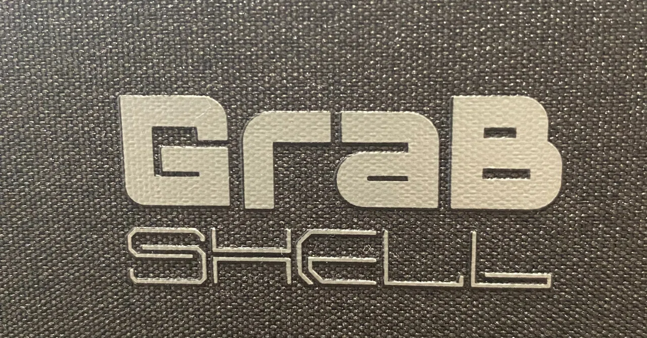 GrabShellレビュー】「変態キーボード」を実際に使って感じたこと｜は