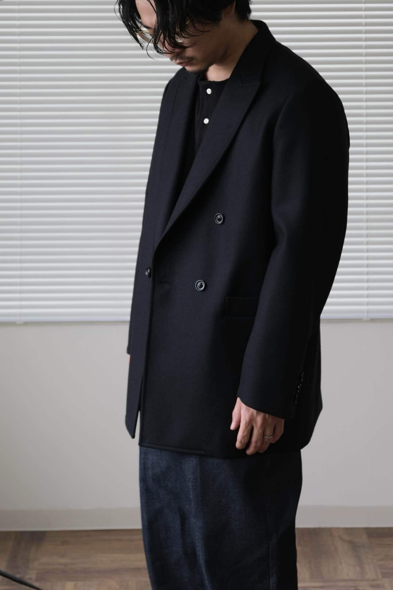 待ってた黒と絶妙グレー｜水岡