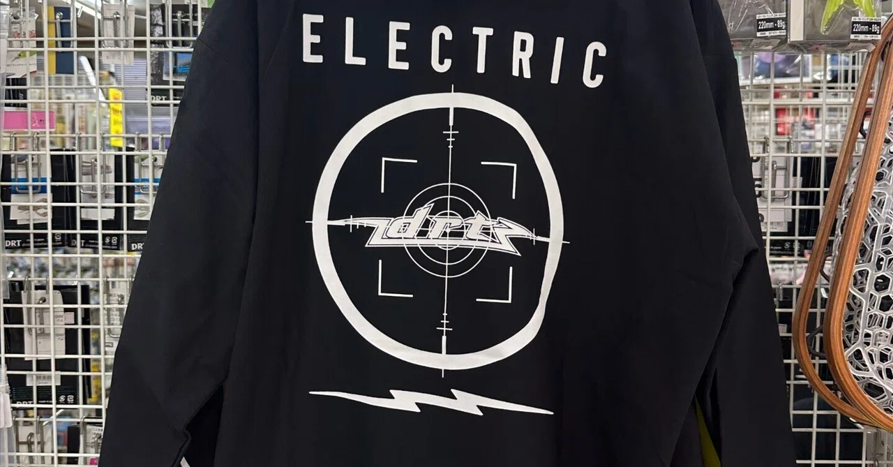エレクトリック　ヴィレッジドアー　ドライ ロングTシャツ　DRT ARTEX 釣りにも街にも！DRT×ELECTRICの万能ドライフーディ＆ロンT入荷しま