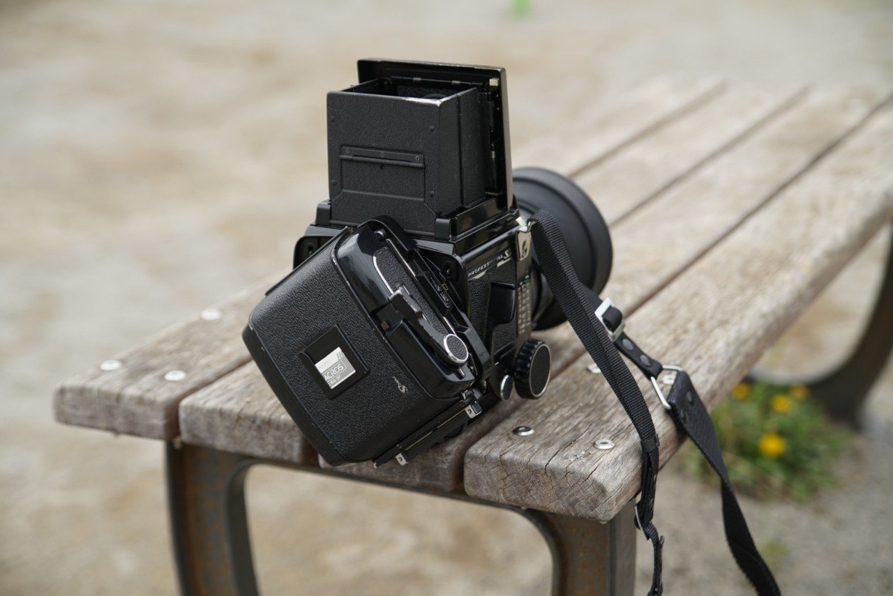プロ用中判カメラ MAMIYA RB67|かぺりと プロ用中判カメラ MAMIYA RB67|かぺりと