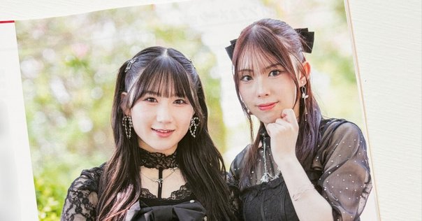 た*く様 渡邉美穂の直筆サイン入りポスターカード 渡邉美穂 2025.4-2026.3 CALENDAR【特典：直筆サイン入り