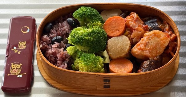 木製の楕円形弁当箱 狐崎ゆうこさんお弁当箱 木製 楕円形 弁当