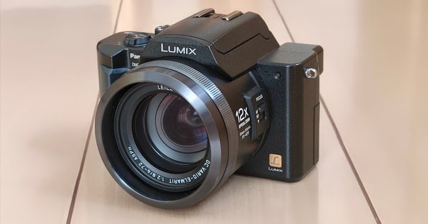Panasonic DMC-FZ10｜元田中マロ
