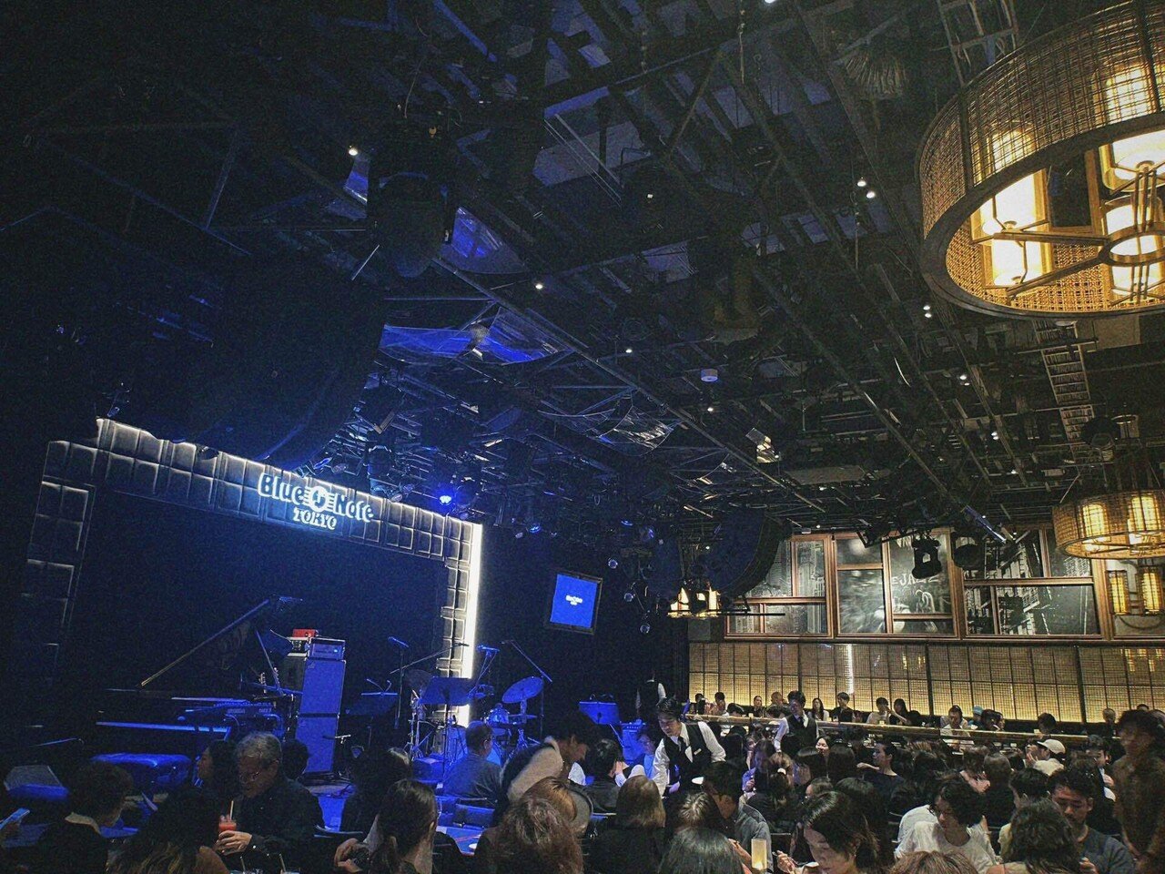 大人の嗜み】初ブルーノートは、大好きなバンドの夜に｜ゆうな