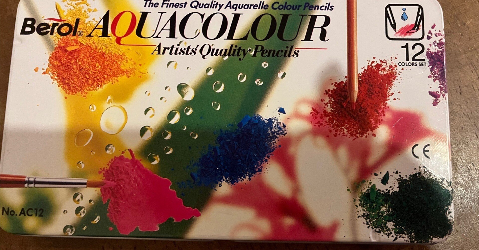 画材レビュー】少し残念だったBerolの水彩色鉛筆｜小林アカリ（偽）