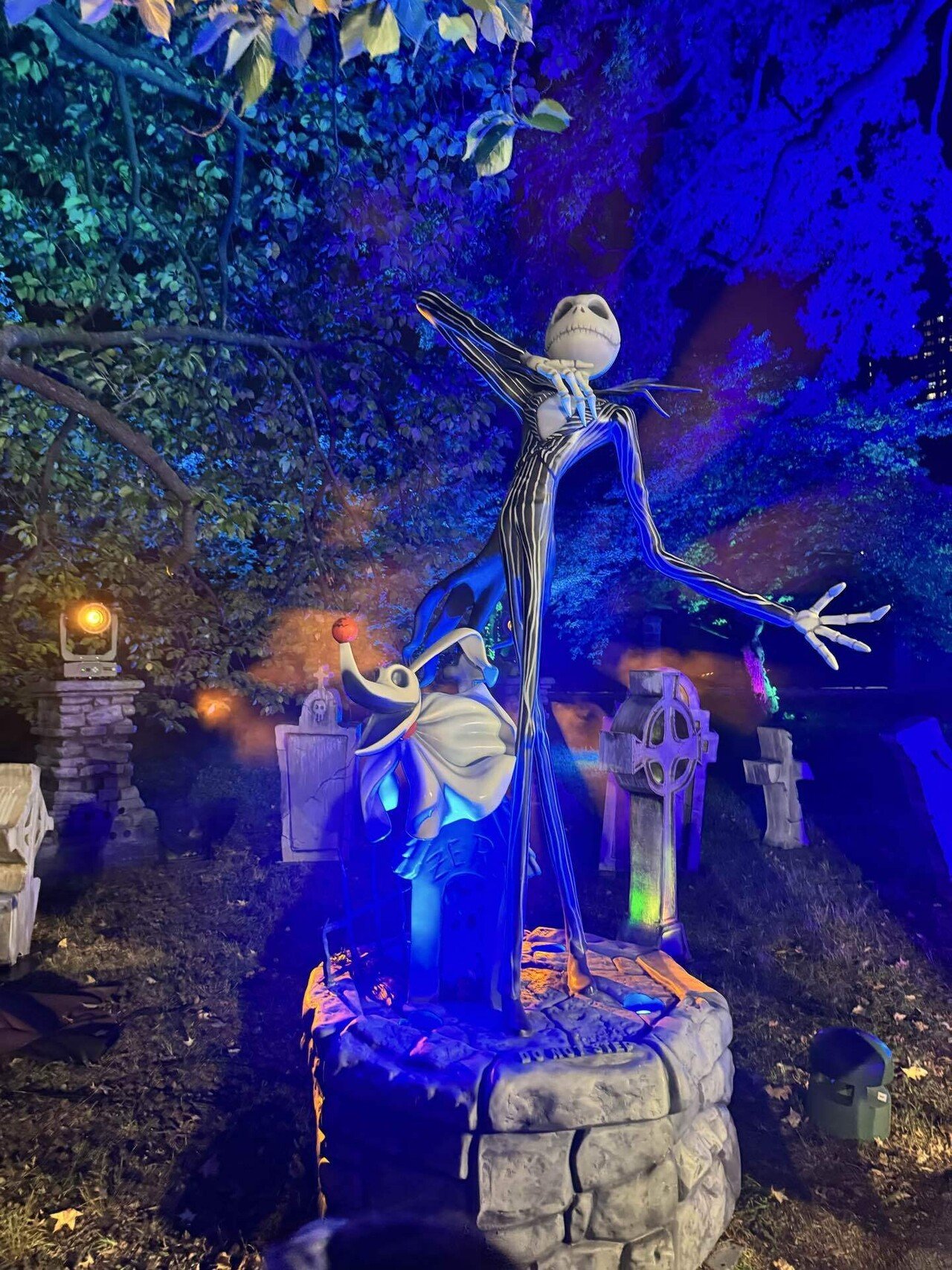 ティム・バートンズ　ザ・ナイトメアー　ビフォアクリスマスランプ 楽天市場】ディズニー ナイトメアー ビフォア クリスマス ムーン