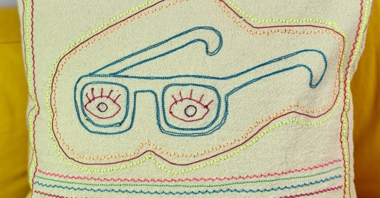 Artwork with a Sewing Machine｜津田蘭子のnote