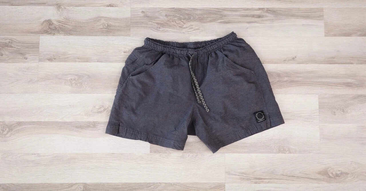 山と道　Light 5-Pocket Short Shorts　グレー 愛用品#2｜短パンの最適解！山と道 Light 5-Pocket Short Shorts｜gonshi
