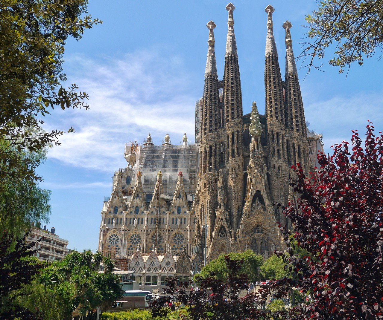 LA SAGRADA FAMILIA サグラダ・ファミリア（洋書） LA SAGRADA FAMILIA サグラダ・ファミリア（洋書） - メルカリ