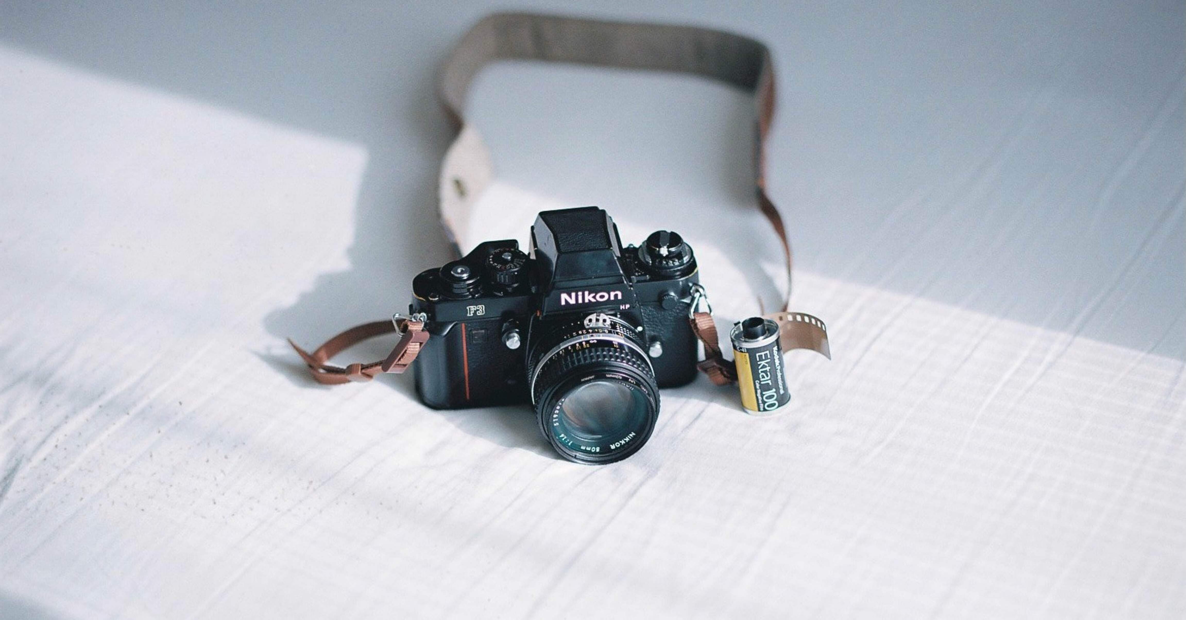 K1397 Nikon F3 フィルムカメラ Amazon.com : Nikon F3 with DE-2 viewfinder professional SLR film