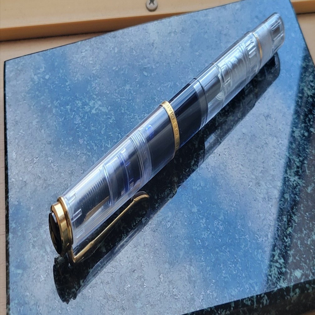 ペリカン M200 デモンストレーター｜コンバット鈴木