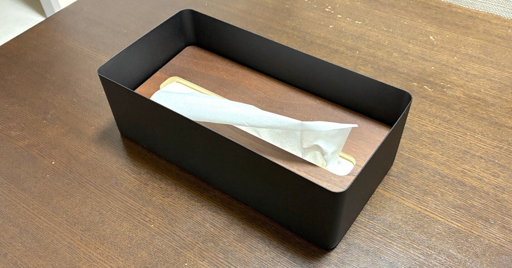 TI45高級感のある ．ティッシュケース 小物入れ　収納付き A051994TI45高級感のある ．ティッシュケース 小物入れ 収納