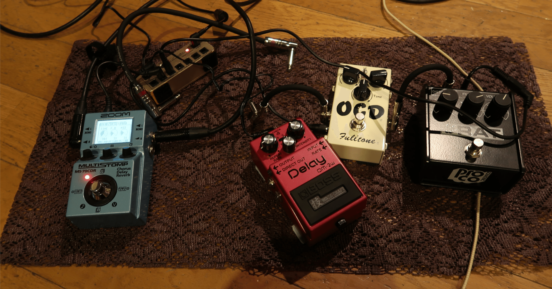 れ*ん様 【9/13まで値下げ】ギター　エフェクター　ボード組みまとめ売り ギターおじさんのエフェクターボード～BD-2W+MAXON - YouTube