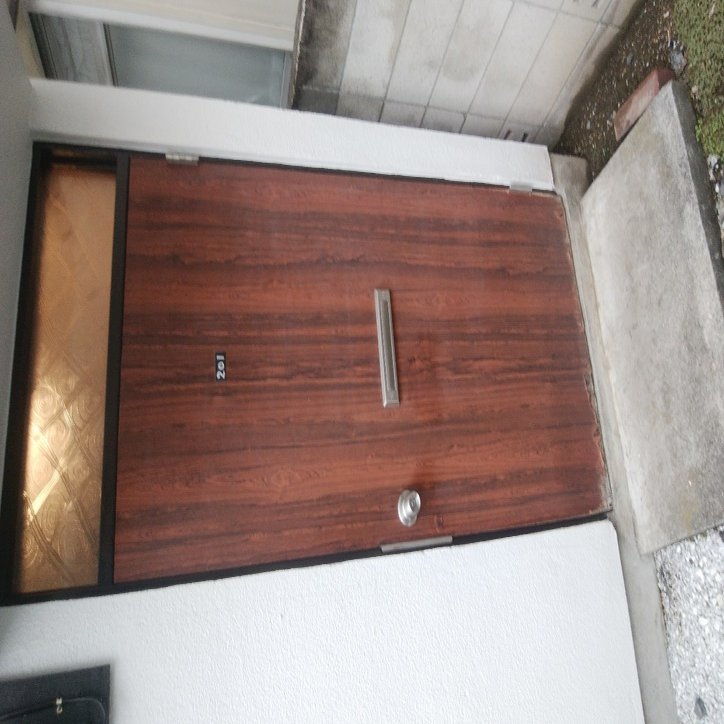 家賃円のボロ家に住んで メロディ小林 Note