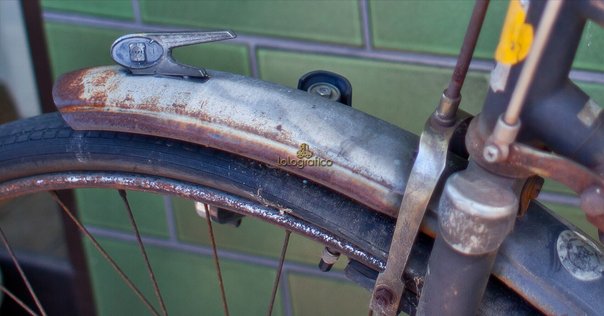 かつて守門温泉にあった蒸気機関車29657と10系客車オロネ2085