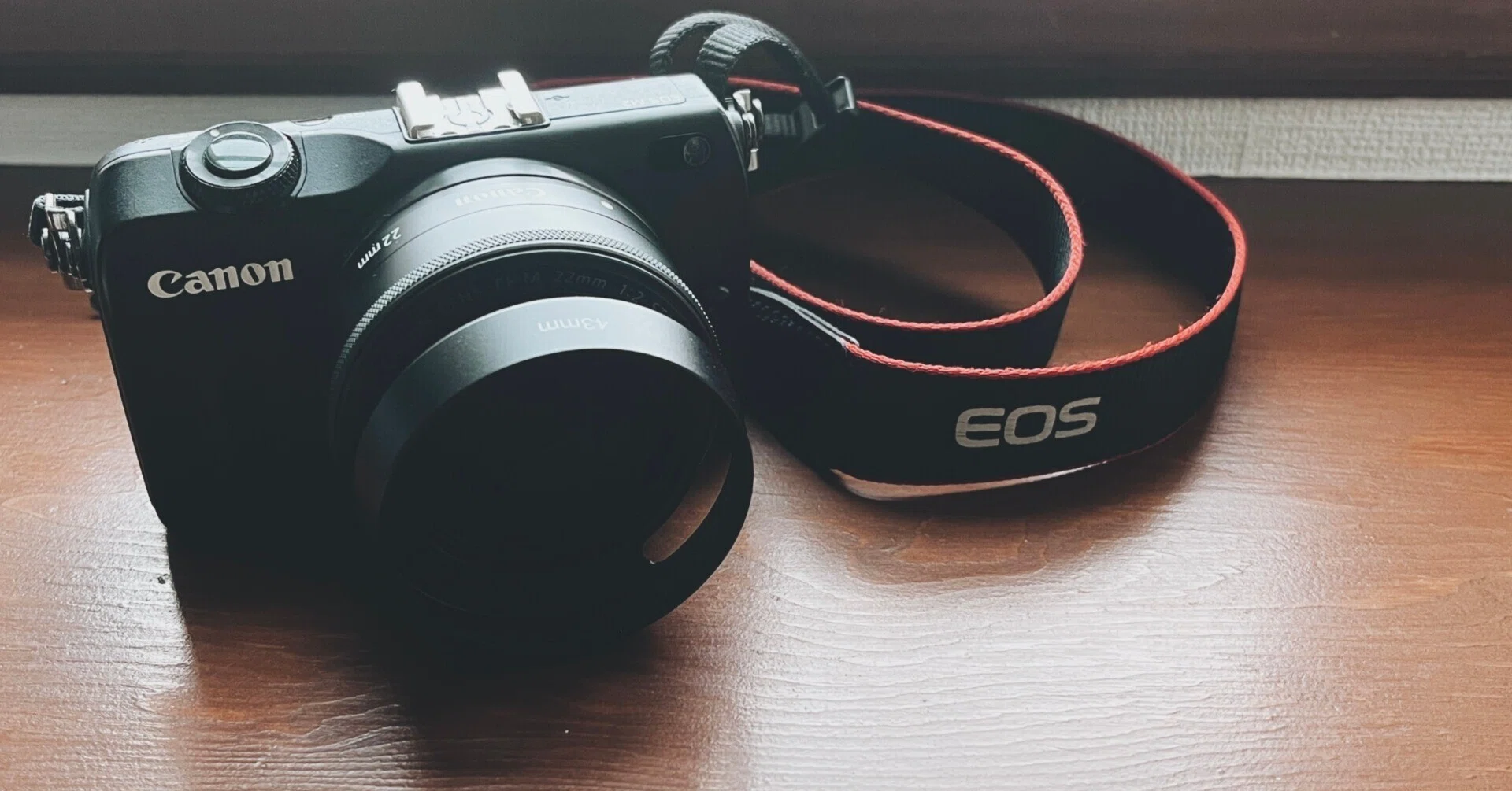 レビュー】気軽に最高の旅をCanon EOS M2｜Kai