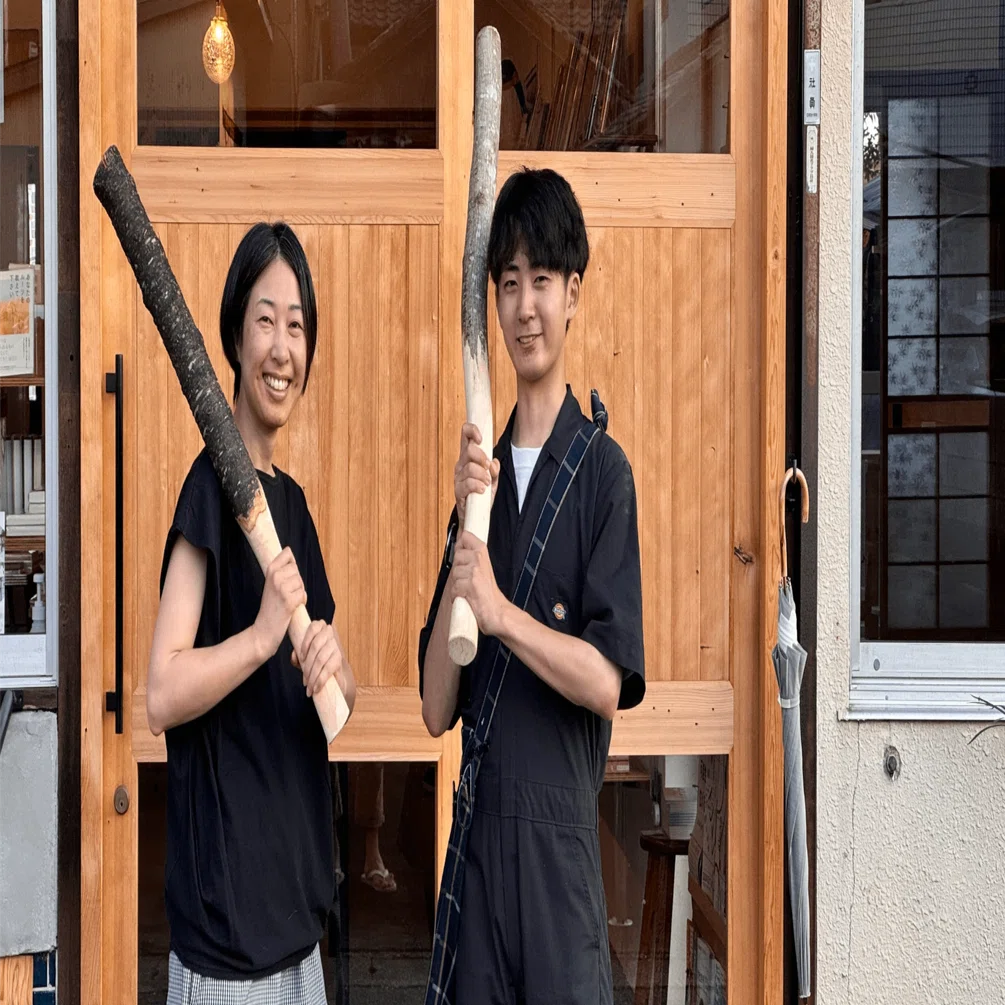 山内先生の施術棒『くう』 棍棒と私 / 大棍棒展2025によせて｜オゼキカナコ