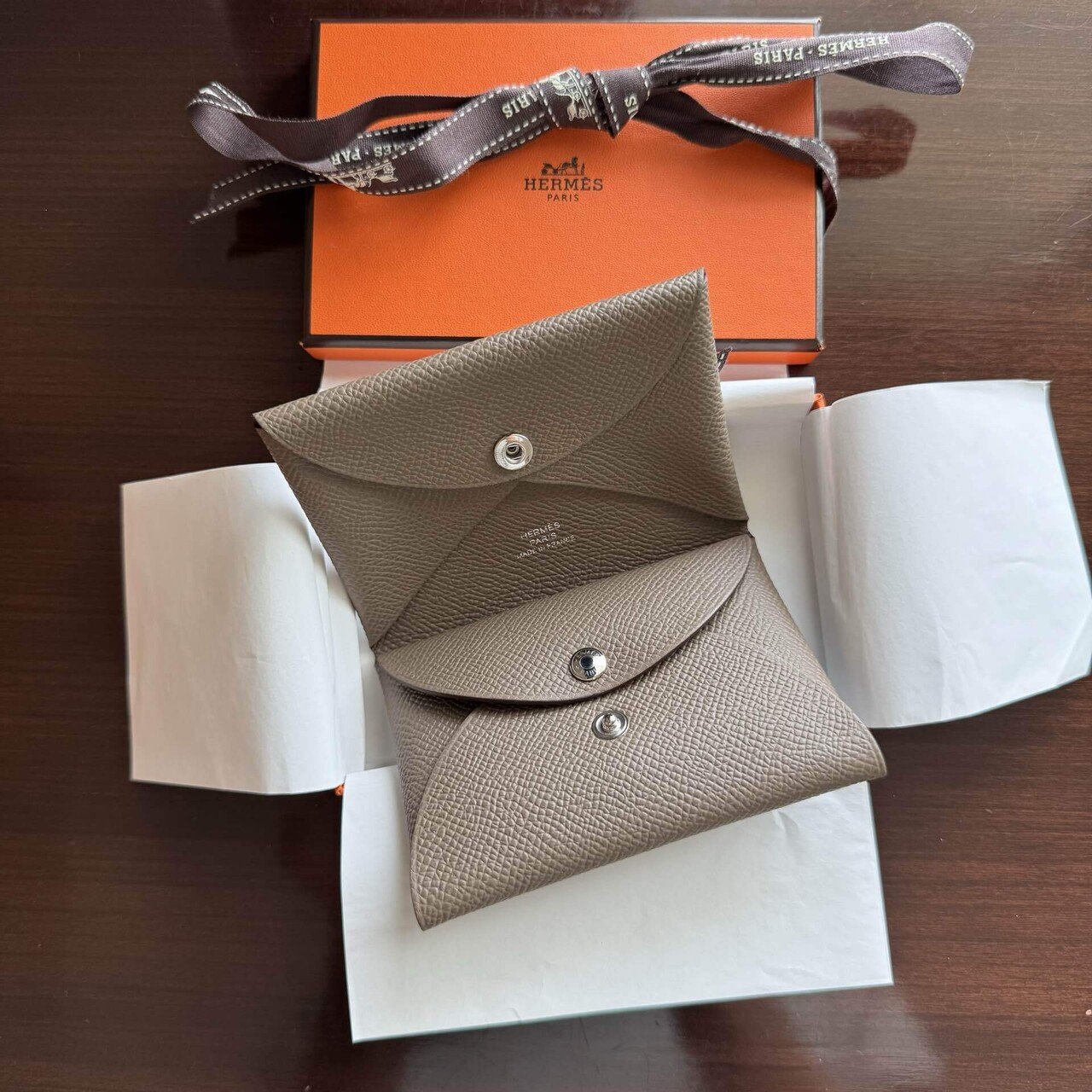 HERMESの色の世界🤎エトゥープの魅力｜HERMES旅買いちゃん✈︎