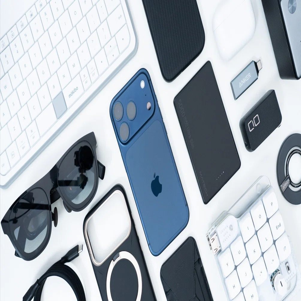 iPhone 17を“快適化”する相性抜群アクセサリー15選｜メリット