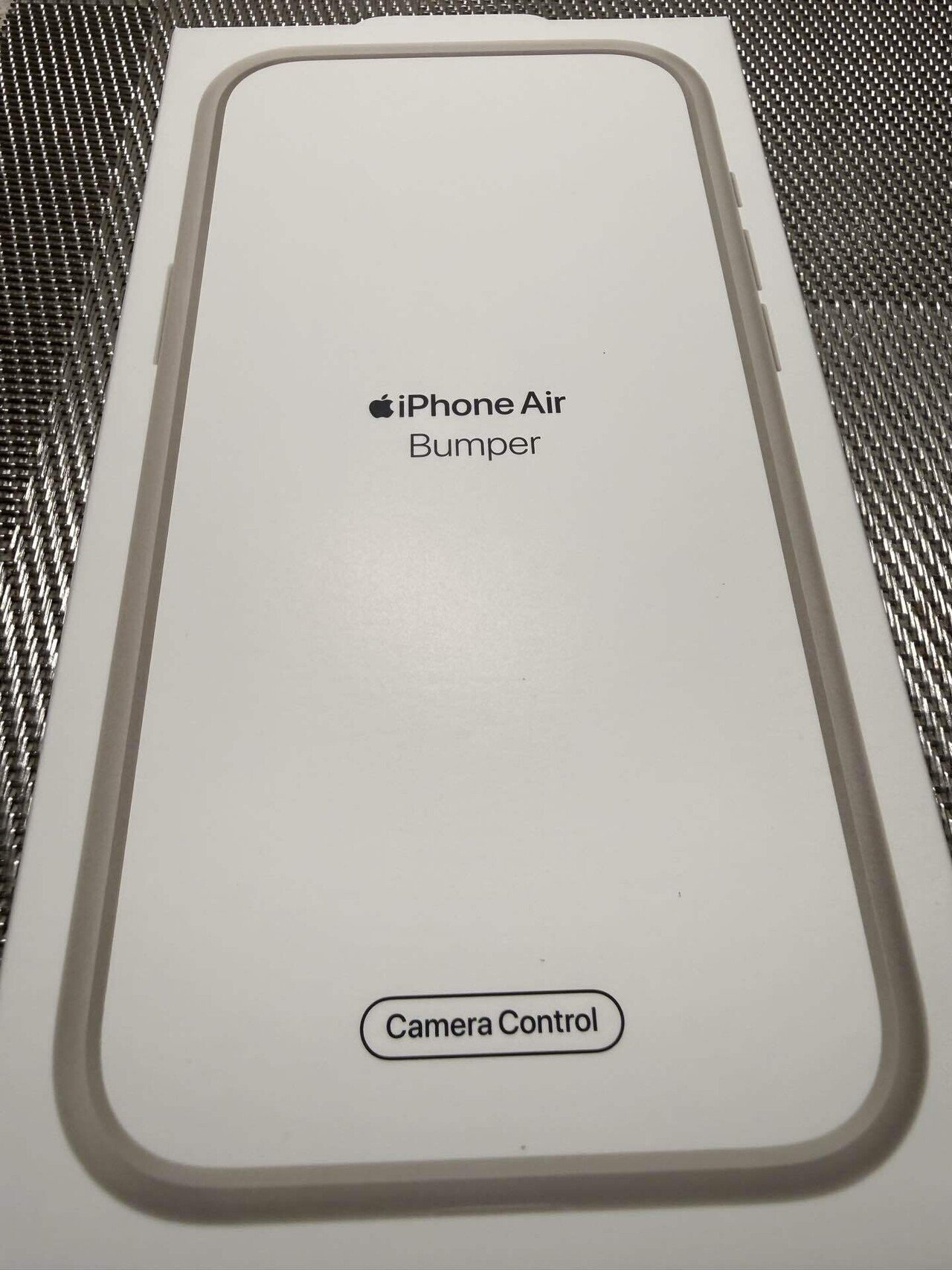 バンパー・ストラップ・ライトゴールドのiPhone AiriPhone Air純正