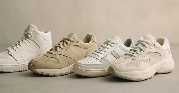 リーボック　コートスニーカー　無印良品 無印良品がリーボックと共同開発したスニーカーを発売 快適な