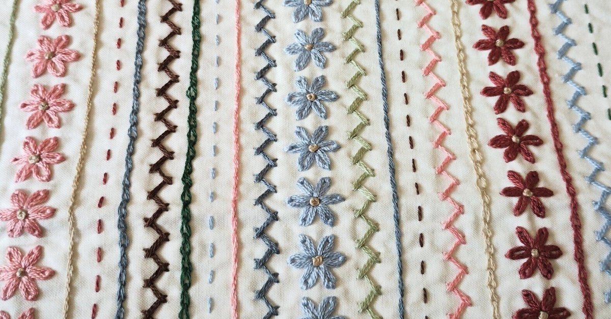 刺繍記録 Seriaの刺繍クロスでポーチ作ってみました｜ぽーぽい