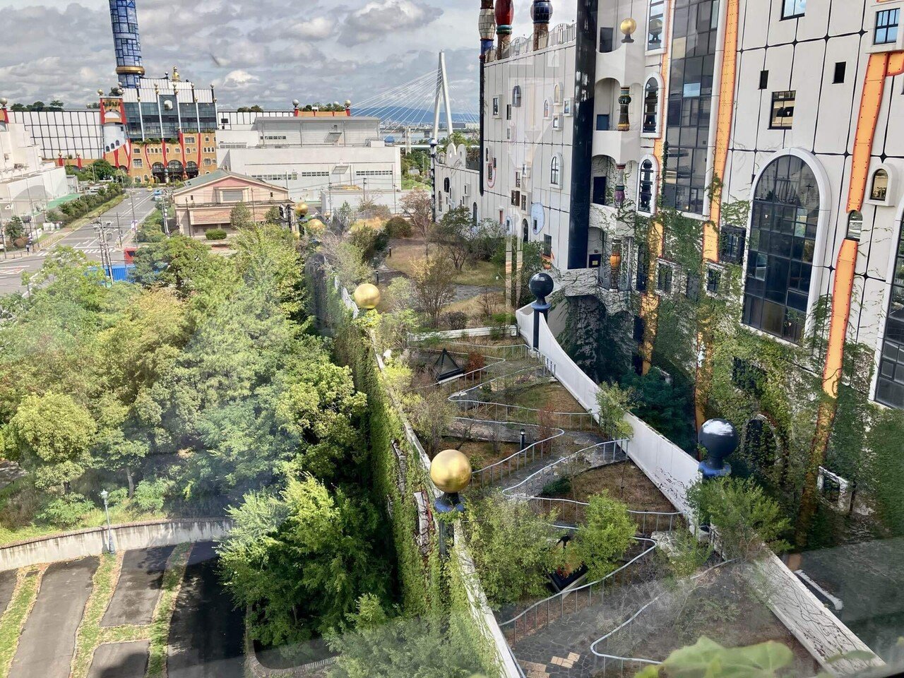 2025/09 初秋の大阪5：重森三玲庭園とフンデルトヴァッサーの旅：大阪