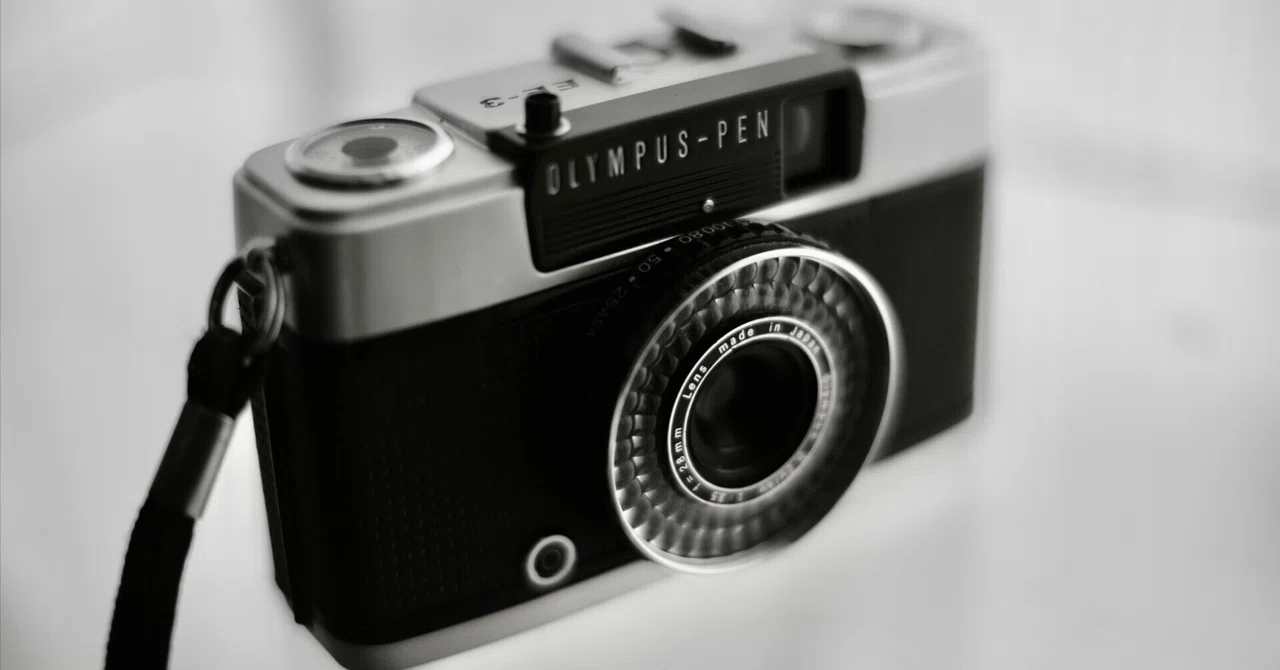 お手軽でもよく写るハーフサイズ Olympus PEN EE3｜ema_photo