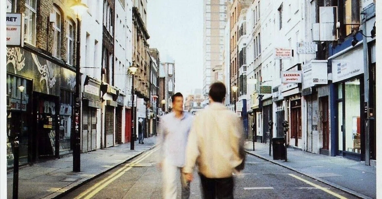 Oasis / (What
