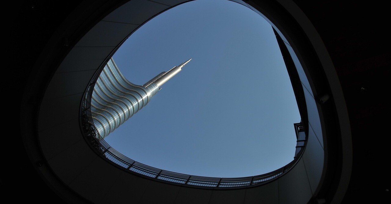 構造的空隙とは？ 組織はつながり方で強くなる—サイロを壊す新たな