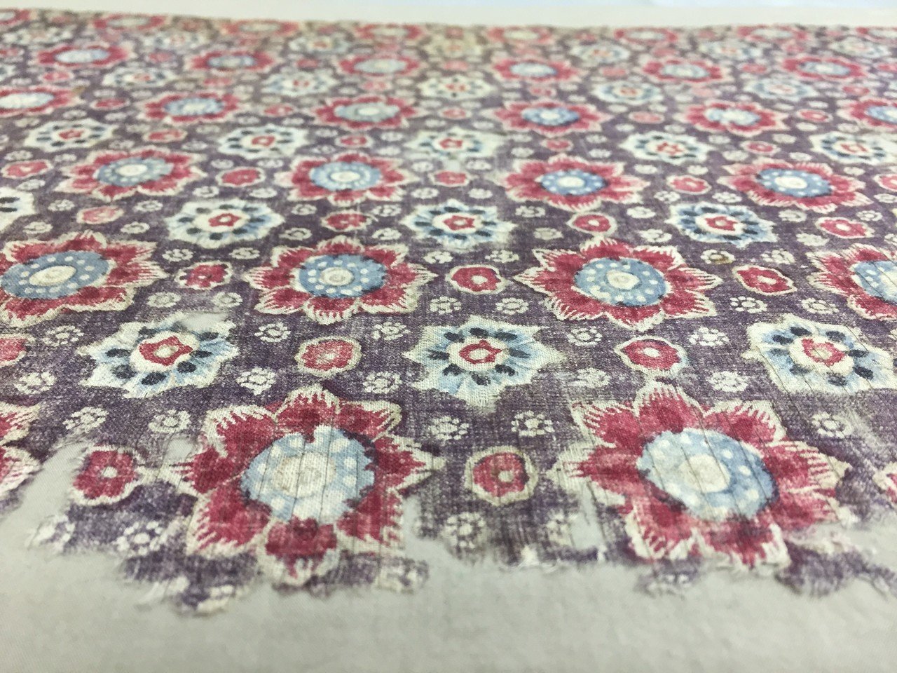 更紗裂（ジャワ更紗？）｜MATSU ときどき Lions.love