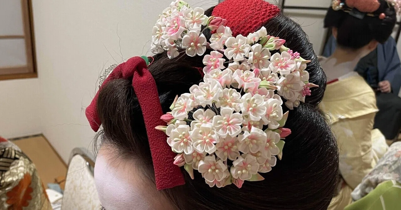 舞妓の花かんざし｜吉弥｜芸妓
