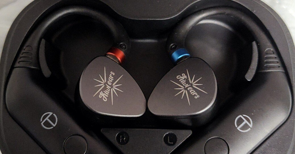 ShureSE215 Bluetooth化（TRN BT20pro） Amazon.co.jp: TRN BT20pro【有線イヤホンの無線化】 AAC/SBC